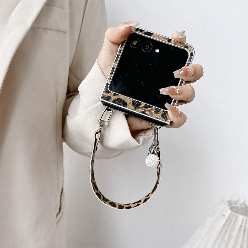 Leopard Print Folding Flip Pho - Vintage Items 评论和价格