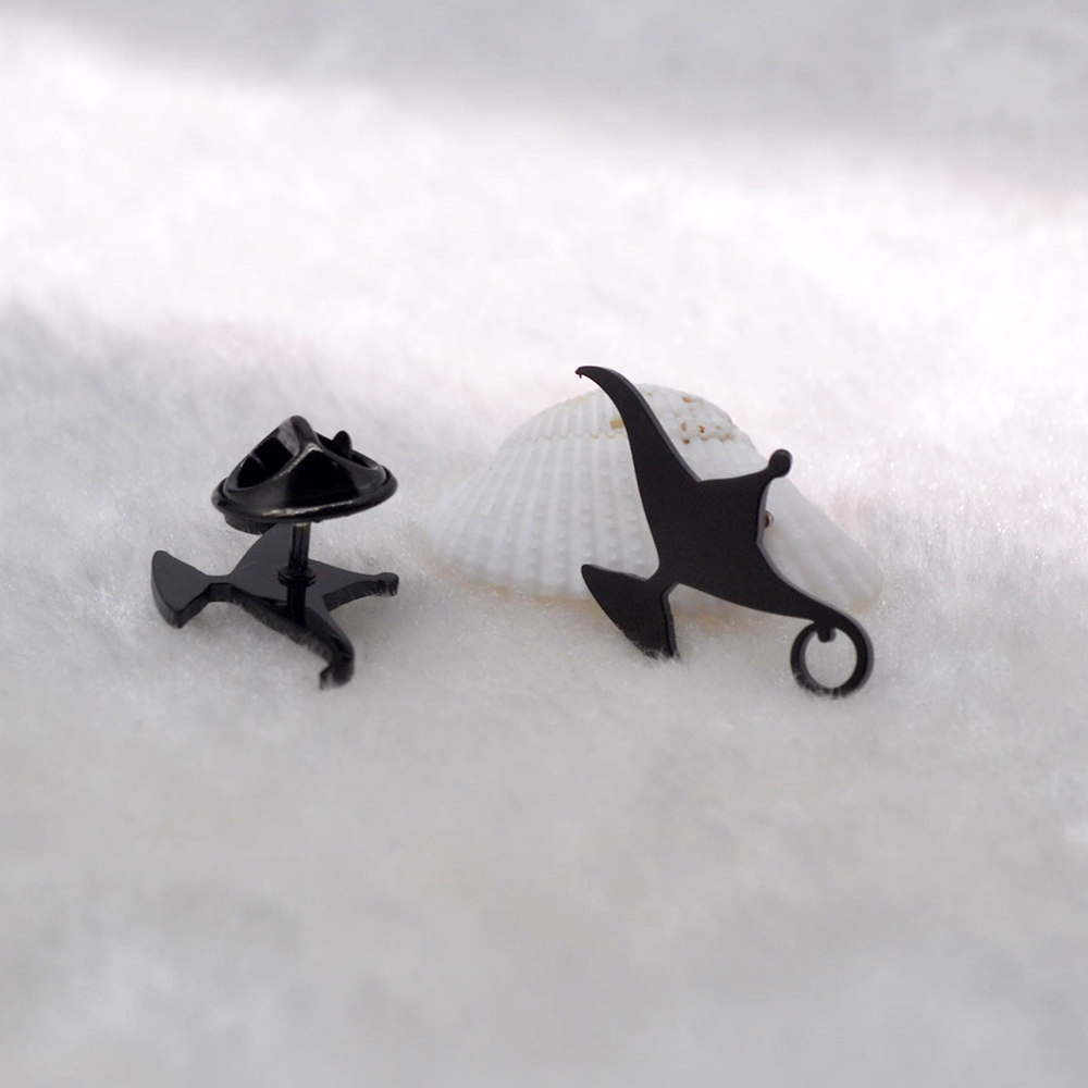 Metal Aladdin Lamp Brooch  Vin - Collectible Vintage Lamps 评论和价格