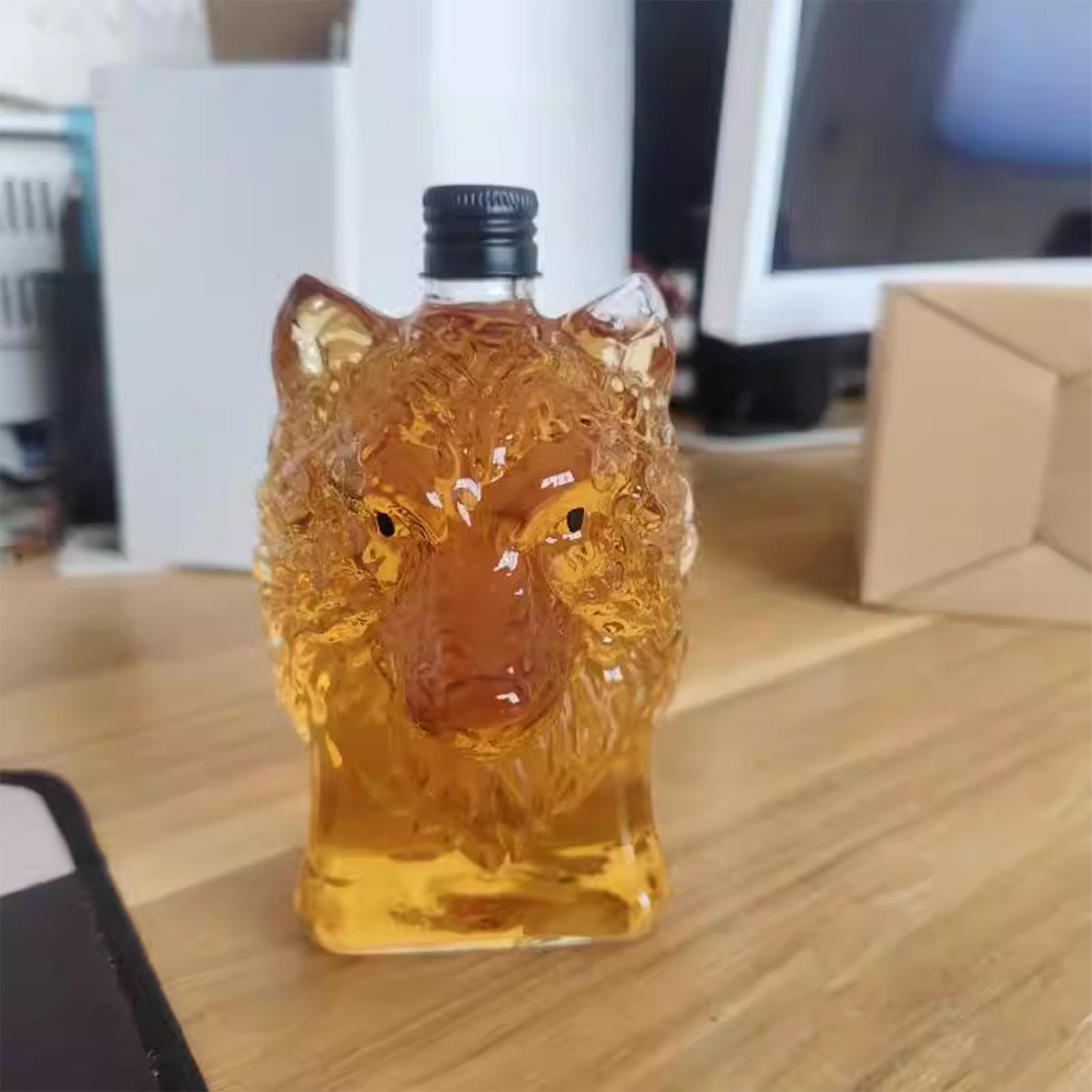 Whiskey Bottle Wolf Shape Wine - Vintage Collectible Bottles 评论和价格