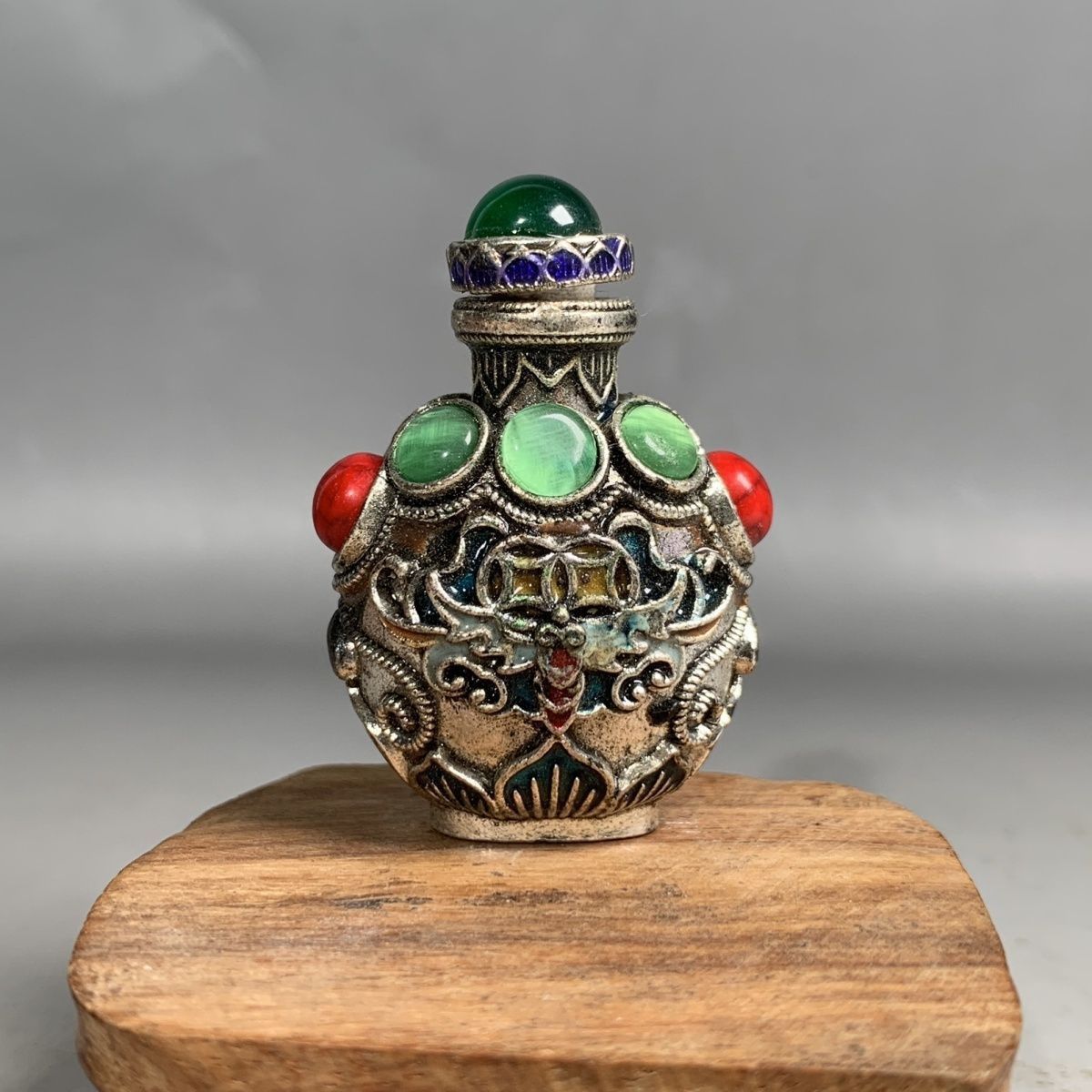 Vintage Cloisonne Bronze Snuff - Vintage Collectible Bottles 评论和价格