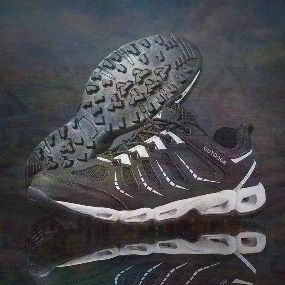 Sumer Round Tip Silver Sneaker - Vintage And Collectible Items 评论和价格