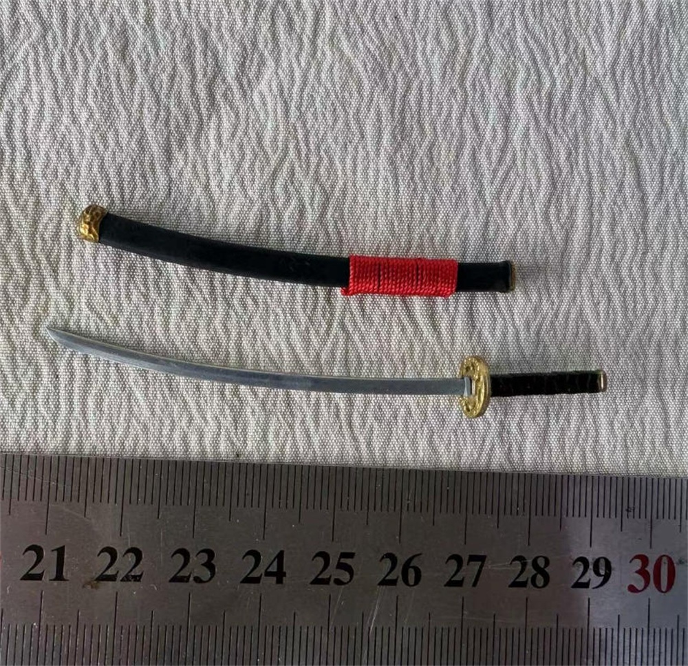 1/12th Soldier Doll Vintage Wa - Vintage Collectible Knives 评论和价格